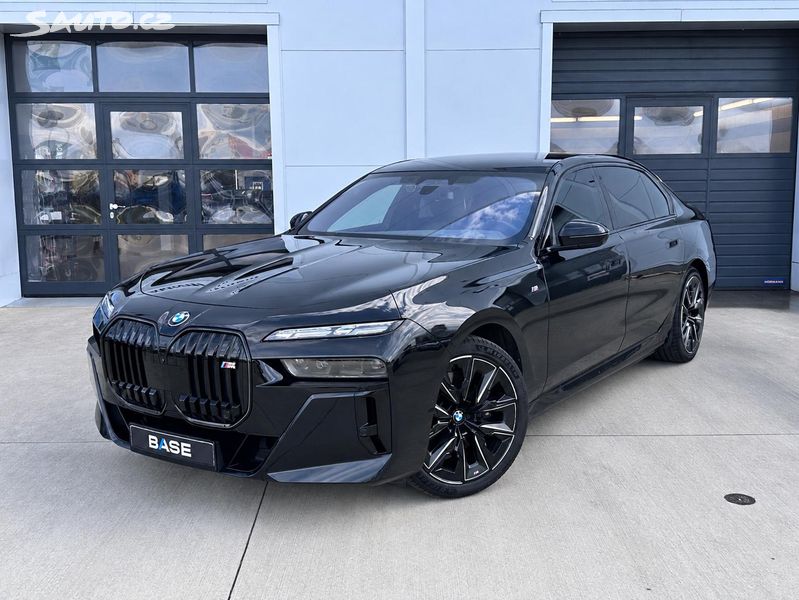 BMW i7, xDrive60